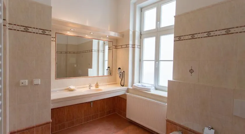Hotel Ontario Karlovy Vary 3*,  Czech Republic