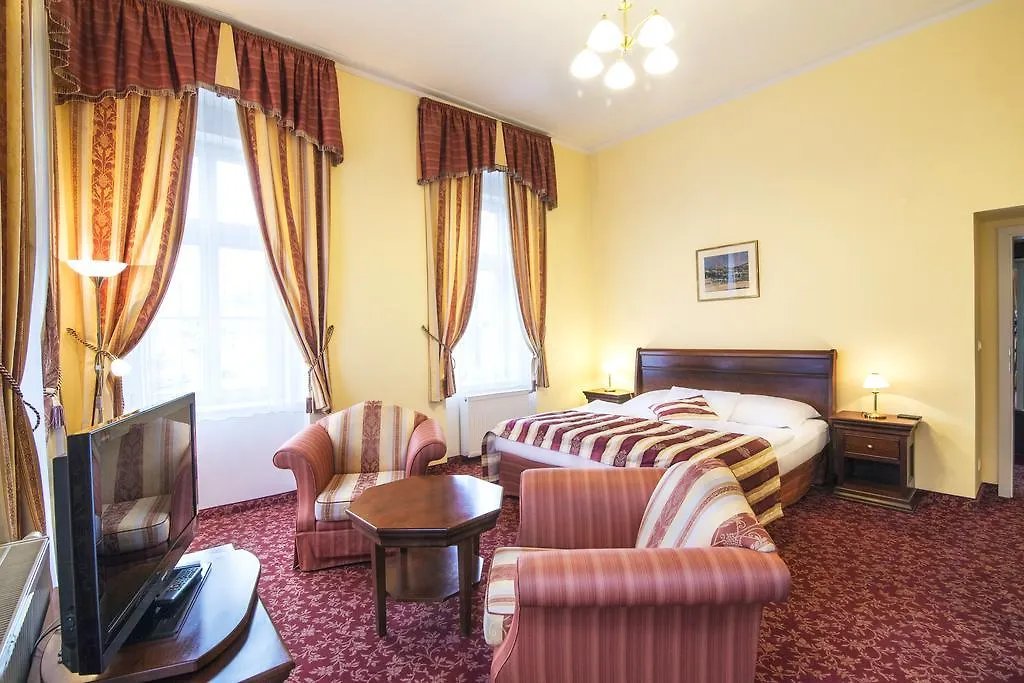 Hotel Ontario Karlovy Vary 3*,  Czech Republic