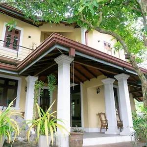 Airport D 87 Maison d'hôtes Katunayaka