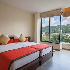 Oak Ray Hotel